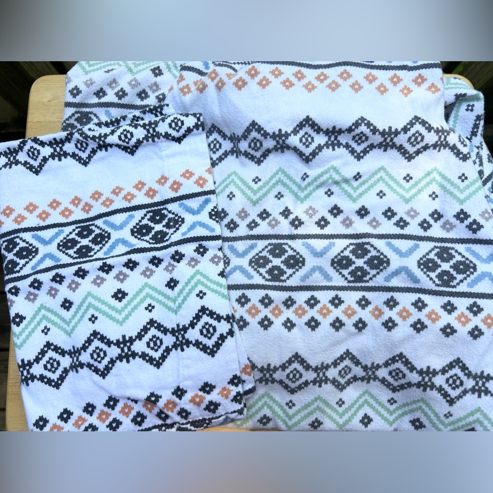 Crate & Kids Nordic Crib Fitted Sheet & Toddler Pillowcase Crate‎ & Barrel